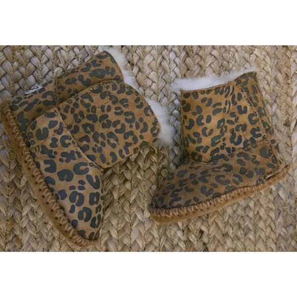 UGG Australia Cassie leopard baby infant 2-3C (6-12mos) - Picture 2 of 7
